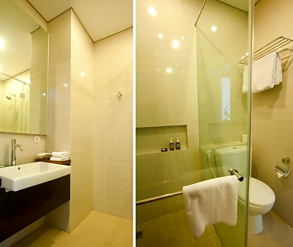 The Astari Villa and Residence