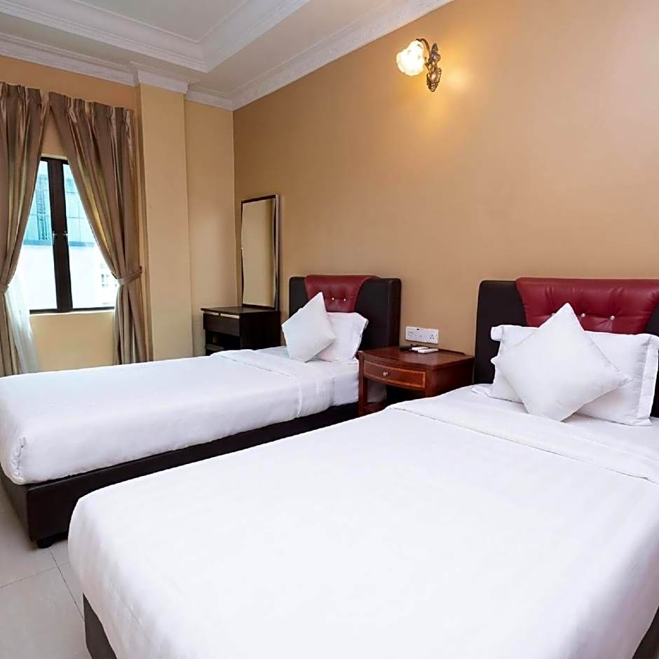 Swing & Pillows - Ayuni Hotel, Bangi Selangor