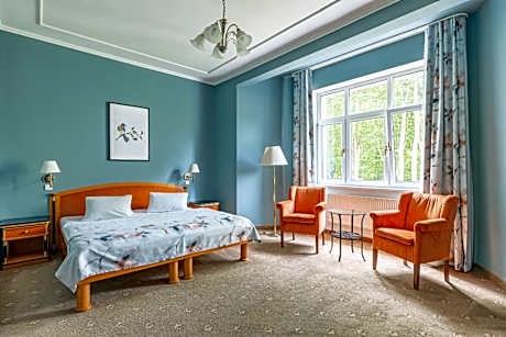 Double Room with Sauna Access