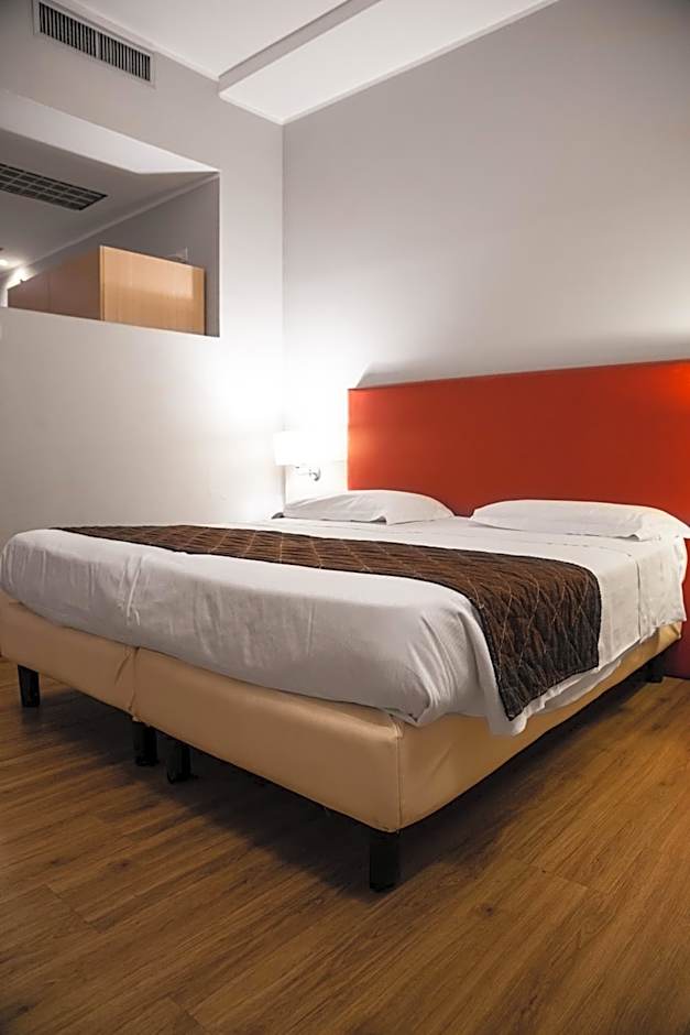 Regal Hotel