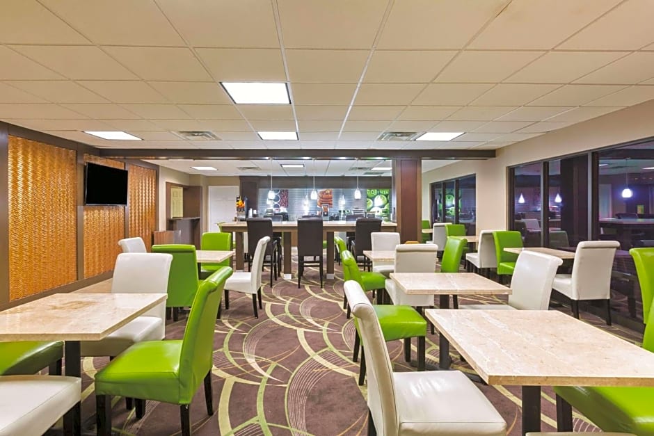 La Quinta Inn by Wyndham Austin North