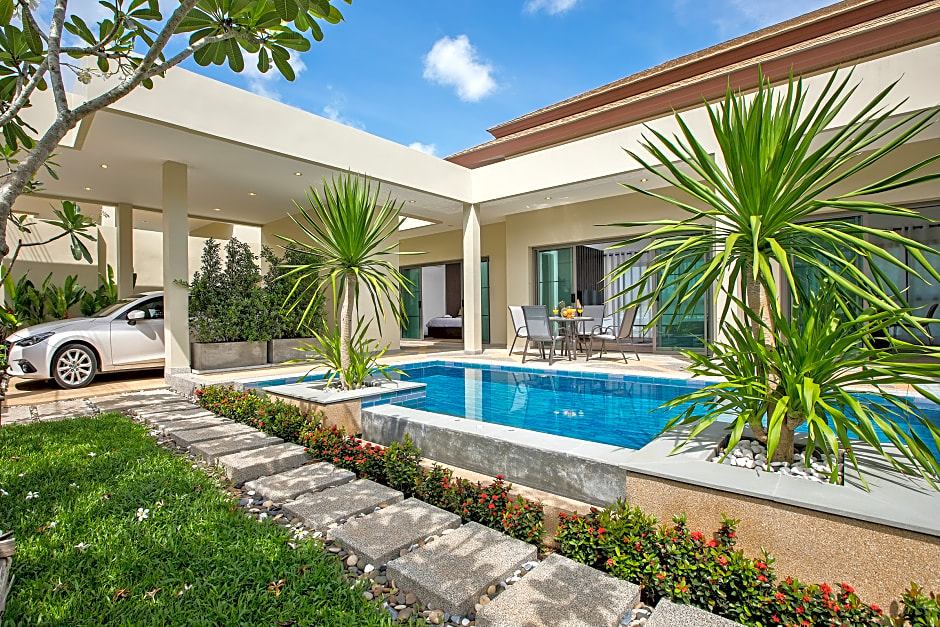 Shanti Estate by Tropiclook