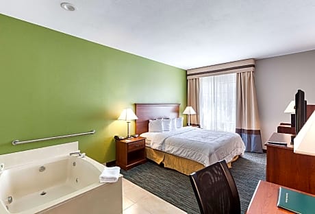 1 King Bed, Suite, Nonsmoking