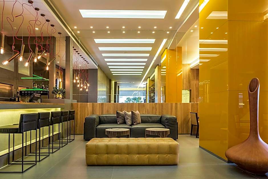 O Monot Luxury Boutique Hotel