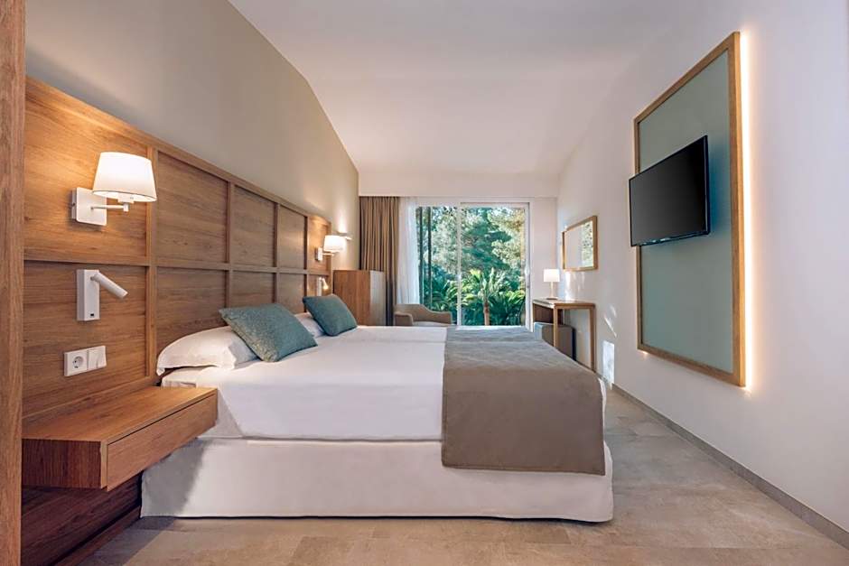 Iberostar Cala Domingos