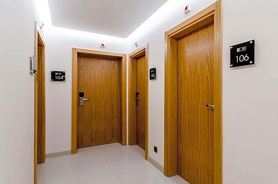 Avenida Park Residence