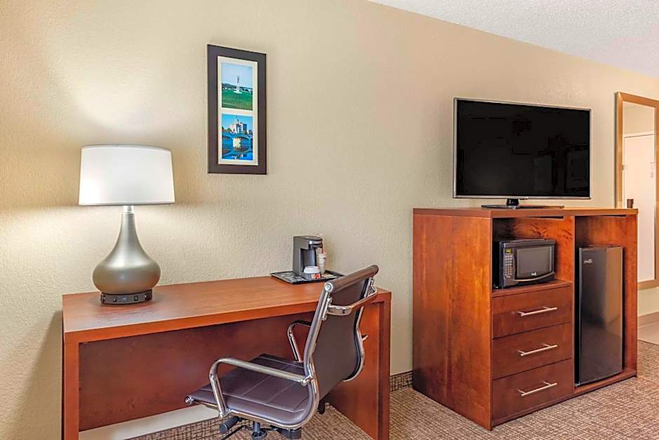 Comfort Inn & Suites Middletown - Franklin