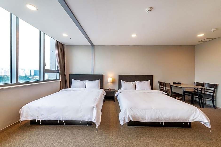 The Triny Urban Suites