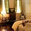 Grand Magnolia Ballroom & Suites