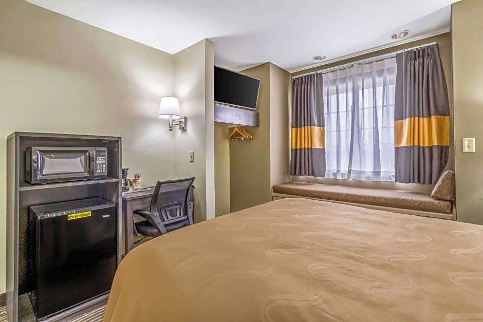 Quality Inn & Suites North Lima - Boardman