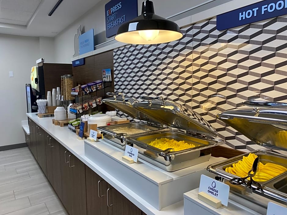 Holiday Inn Express Plymouth by IHG