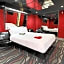 Hollywood Motel