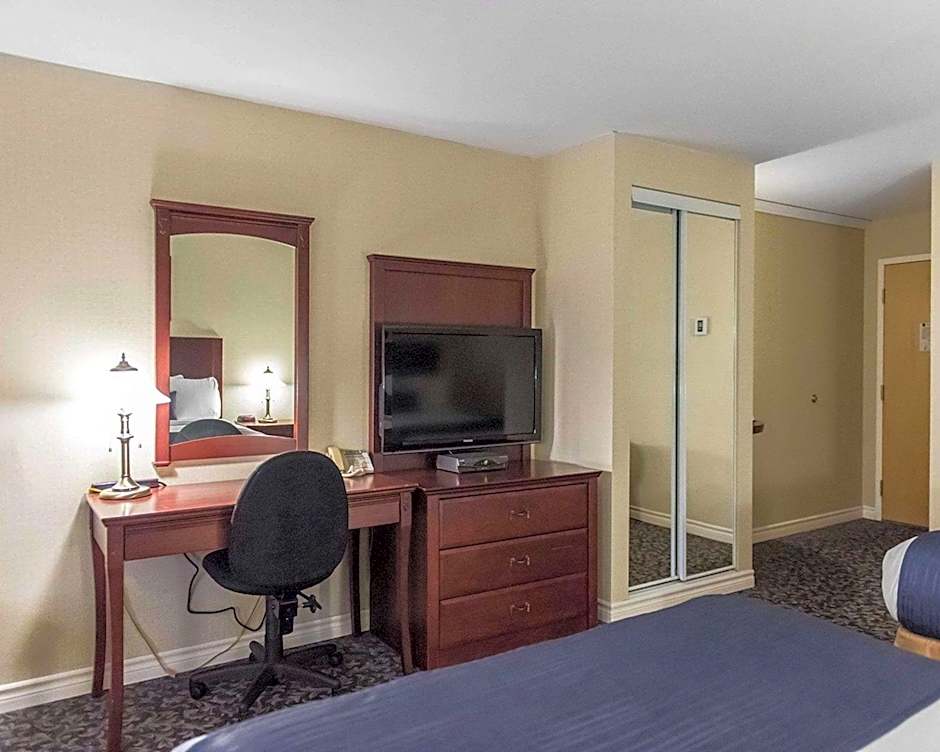 Quality Inn Mont Laurier