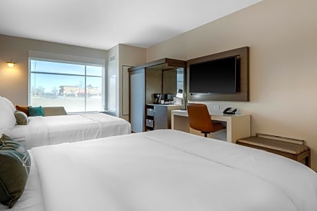 Standard Queen Room with Two Queen Beds - Non-Smoking