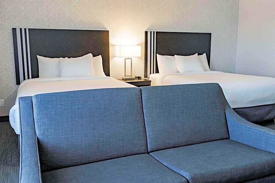 Park Inn by Radisson Edmonton Airport