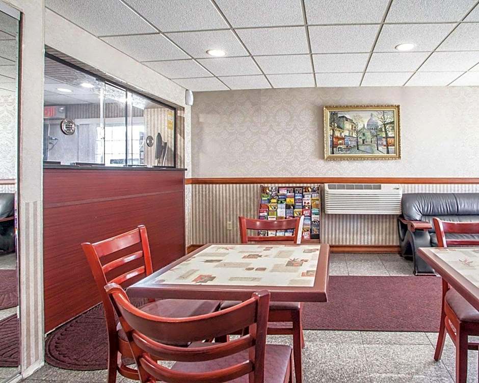 Rodeway Inn Jersey City North