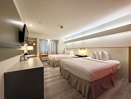 Queen Room with Two Queen Beds - Mobility Access/Non-Smoking