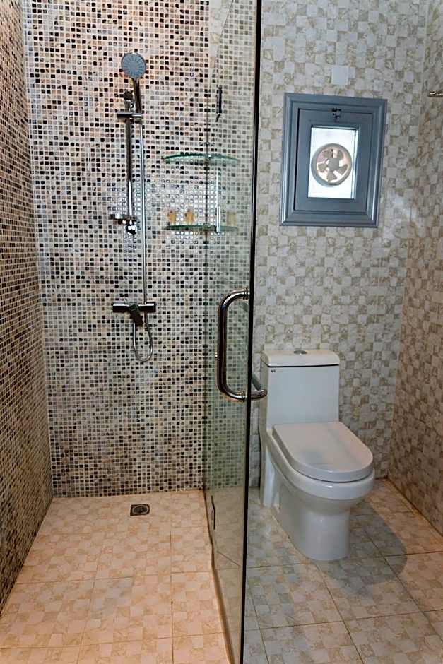 Sara Palace Apartments- family only