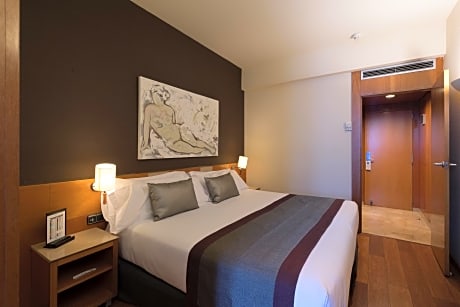 Premium Single Room