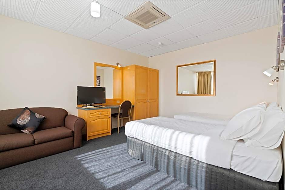 Adelaide International Motel