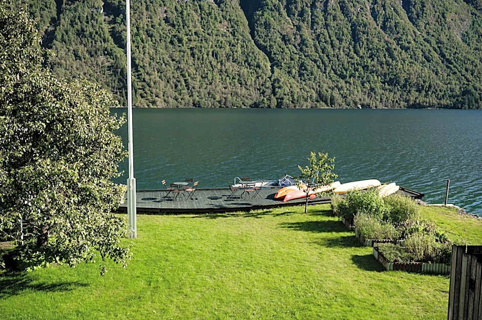 Fjærland Fjordstove Hotell - Huseby Hotelldrift AS