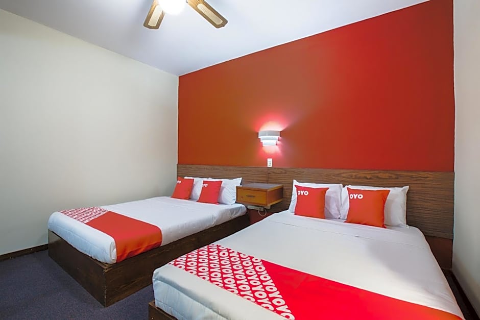 OYO Hotel Maria Teresa Inn