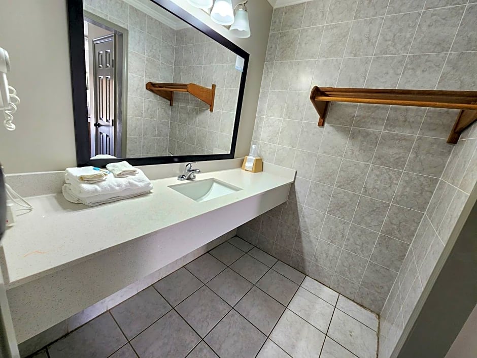 Days Inn by Wyndham Slidell