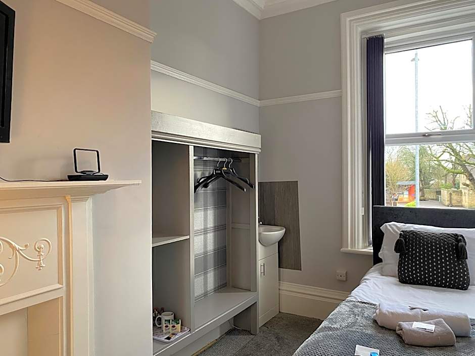 St Andrews house Hotel