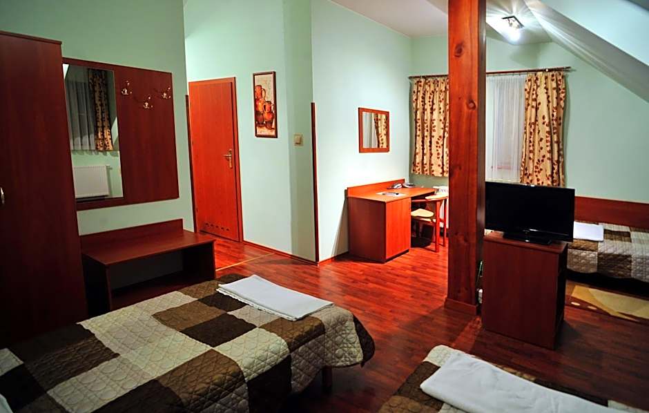 Hotel Złote Dęby