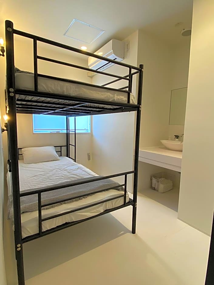 En- Hostel & Café bar