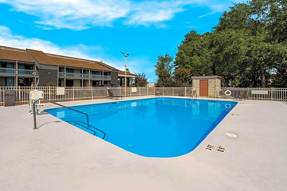 Quality Inn Fort Jackson