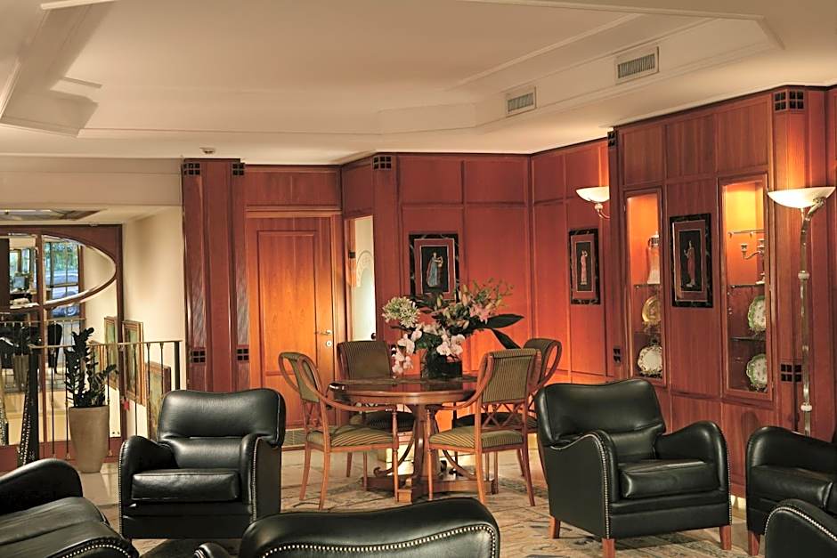 Hotel Capitol