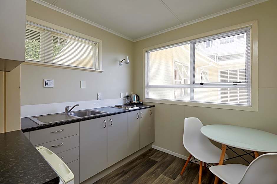 Harbour View Motel and Waterfront Apartments