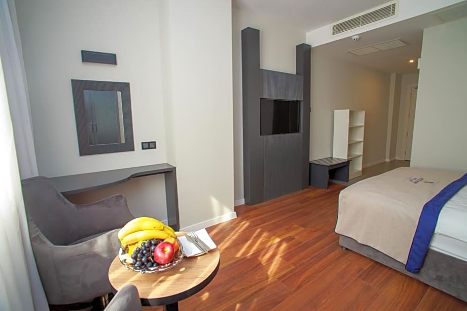 BW Izmir Hotel