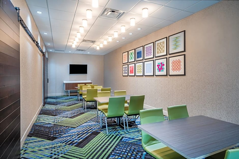 Holiday Inn Express And Suites Atlanta Arpt Ne - Hapeville By IHG