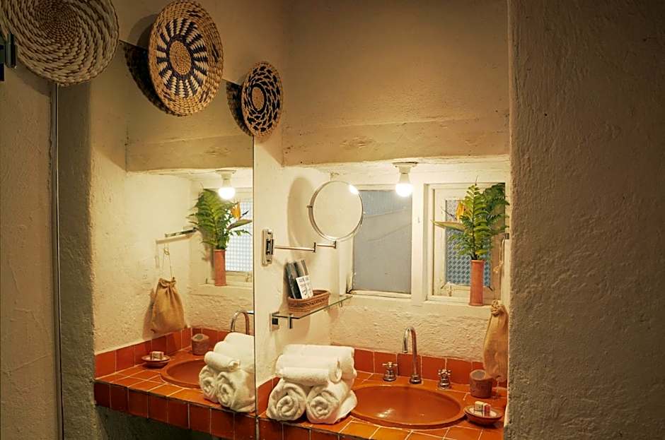 Petit Mesón (Pet Friendly Hotel)