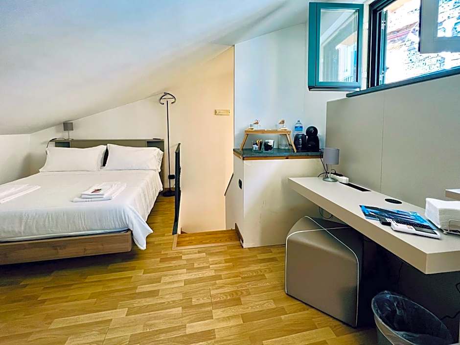 Eterea Charming Suites