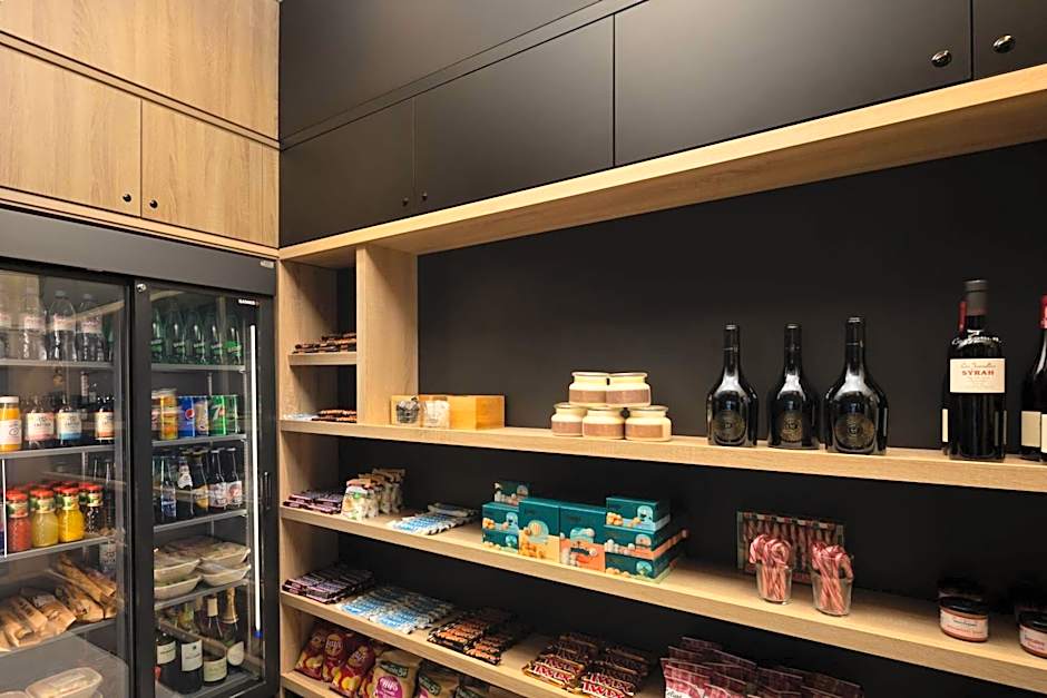 Courtyard by Marriott Paris Charles de Gaulle Central Airport