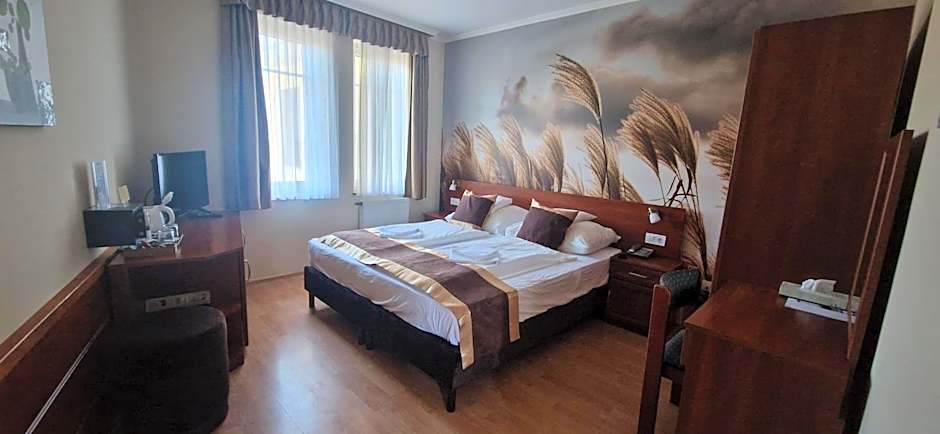 Hotel Patonai