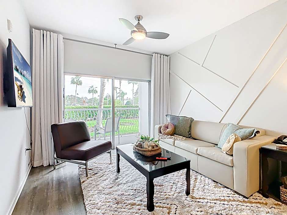 1Bed/1Bath Pet Friendly Condo at the Melia