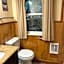 Cozy Cabin Pet Friendly ADA Compatible