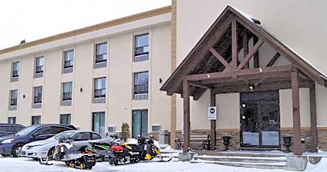 red maple inn and suites