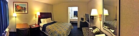 Queen Room