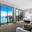 Hamptons on the Bay