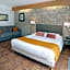 Logis Hôtel & Spa Déjeunez Sous L'Arbre