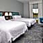 Hampton Inn by Hilton Cedar Falls Downtown
