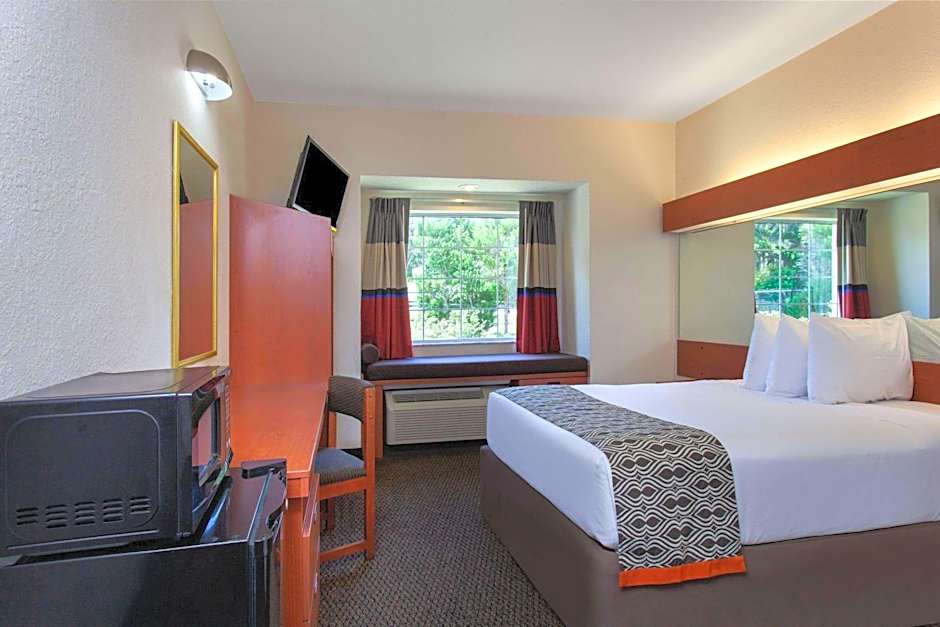 Microtel Inn & Suites By Wyndham Lady Lake/The Villages