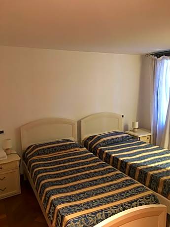 Three-Bedroom Apartment (6 Adults) - Annex