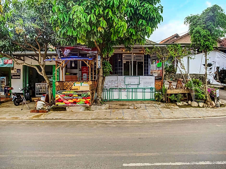 OYO Homes 91133 Desa Wisata Sumber Agung Syariah