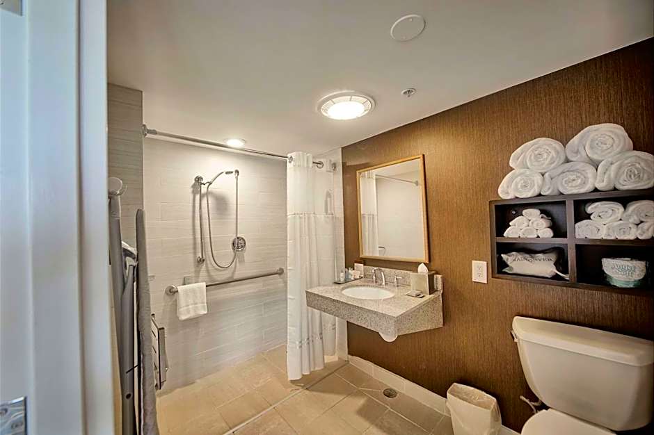 DoubleTree By Hilton Hotel Portland, Me